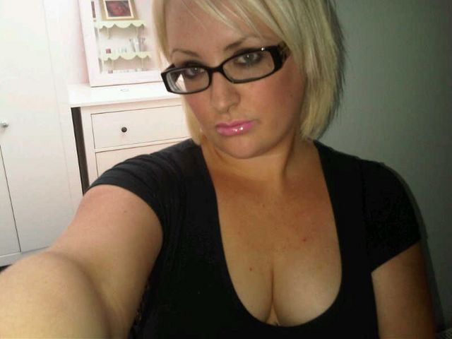 Femme de 31 ans sur Paris cherche un plan q